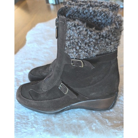 US 8.5/EU 38.5 Aquatalia Womens Brown Suede Zip Up Wedge Knit Ankle Boots Buckle - Picture 4 of 7